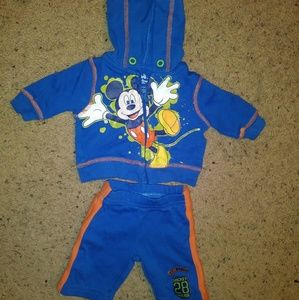Disney brand mickey outfit